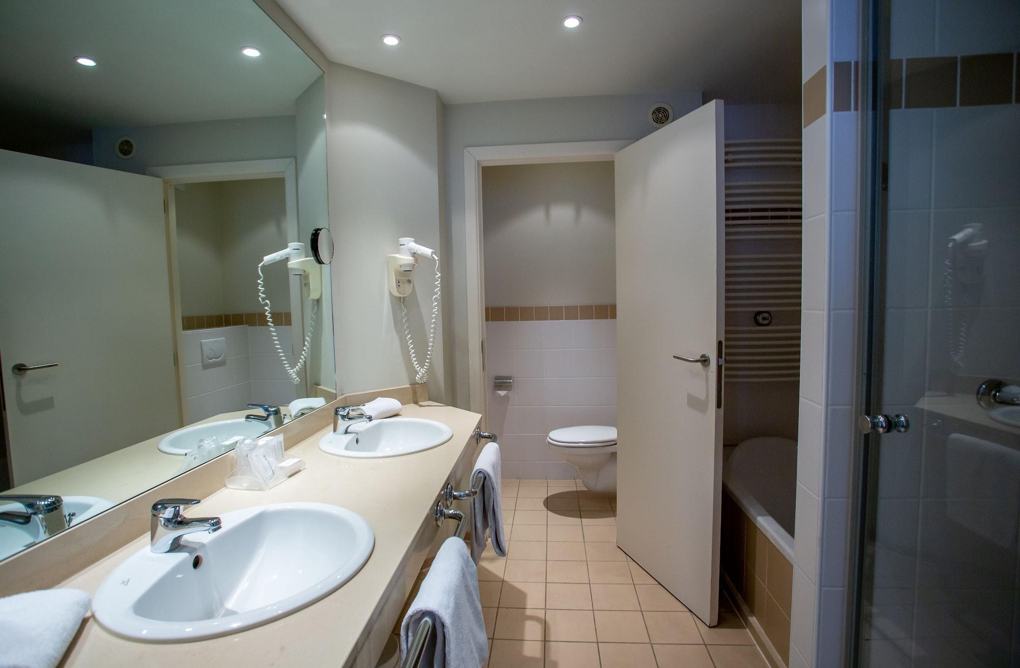 Hotel Aazaert By Wp Hotels ブランケンベルヘ エクステリア 写真