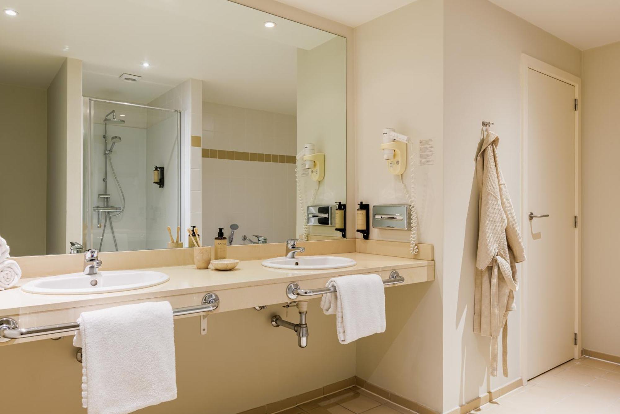 Hotel Aazaert By Wp Hotels ブランケンベルヘ エクステリア 写真